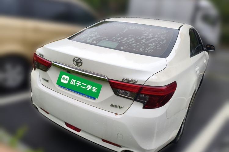 Used Toyota Reiz 2013 2.5V Elite Edition Rear Right 45 Deg