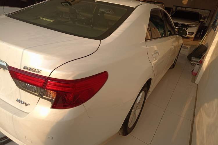 Used Toyota Reiz 2013 2.5V Elite Edition Rear Right 45 Deg