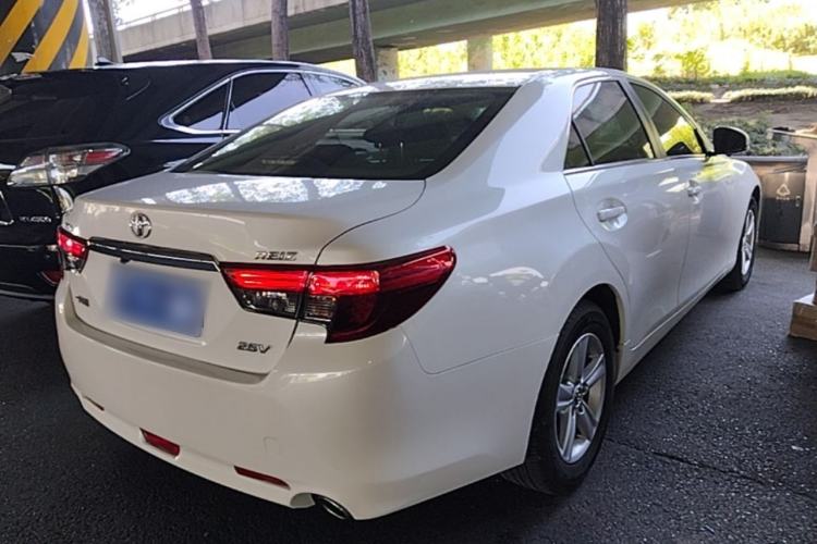 Used Toyota Reiz 2013 2.5V Elite Edition Rear Right 45 Deg
