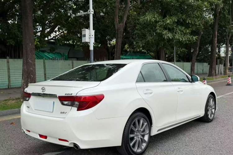 Used Toyota Reiz 2013 2.5V Shangrui Edition Rear Right 45 Deg