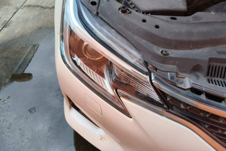 Used Toyota Reiz 2013 2.5V Elite Edition Right Front Headlight