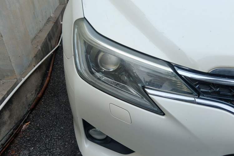 Used Toyota Reiz 2013 2.5V Shangrui Edition Right Front Headlight