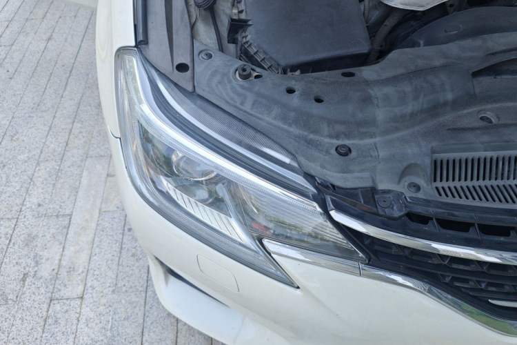 Used Toyota Reiz 2013 2.5V Shangrui Edition Right Front Headlight