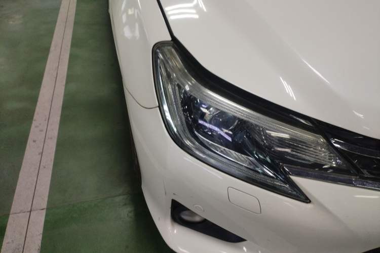 Used Toyota Reiz 2013 2.5V Shangrui Edition Right Front Headlight