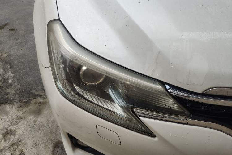 Used Toyota Reiz 2013 2.5V Shangrui Edition Right Front Headlight