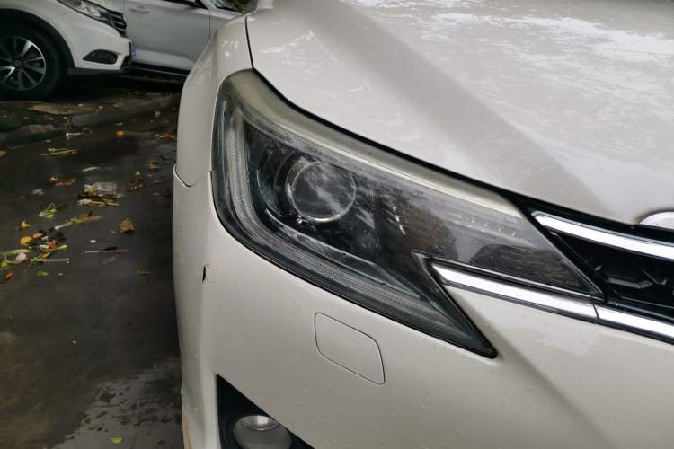 Used Toyota Reiz 2013 2.5V Shangrui Edition Right Front Headlight