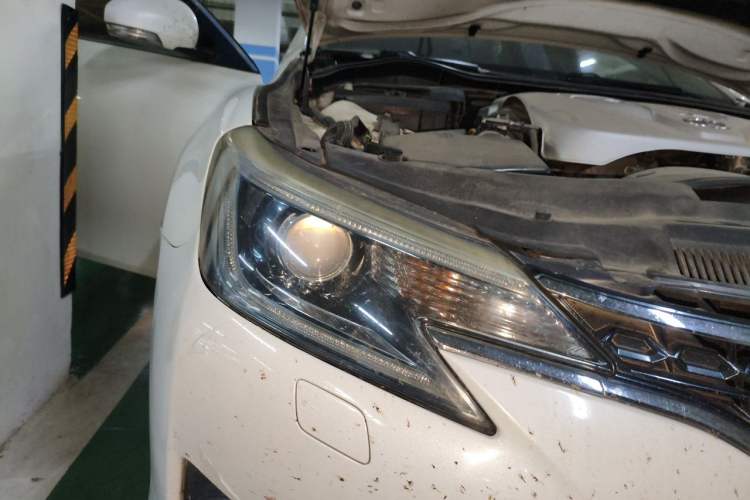 Used Toyota Reiz 2013 2.5V Shangrui Edition Right Front Headlight