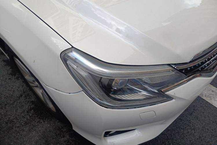 Used Toyota Reiz 2013 2.5S Elite Edition Right Front Headlight
