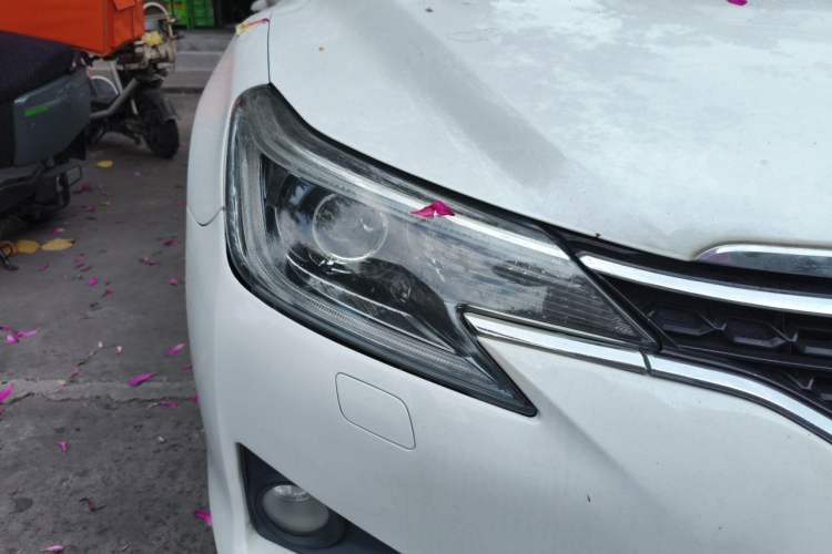 Used Toyota Reiz 2013 2.5V Shangrui Edition Right Front Headlight