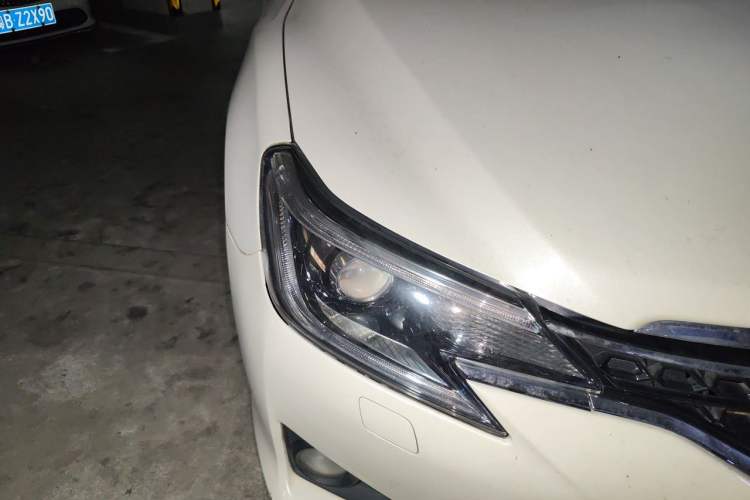 Used Toyota Reiz 2013 2.5V Shangrui Edition Right Front Headlight