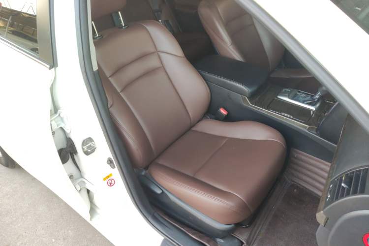 Used Toyota Reiz 2013 2.5S Elite Edition Right Front Seat