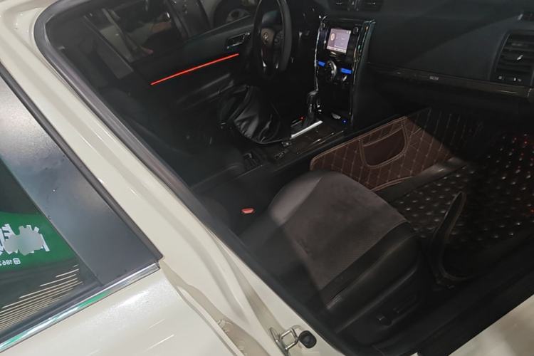 Used Toyota Reiz 2013 2.5V Shangrui Edition Right Front Seat