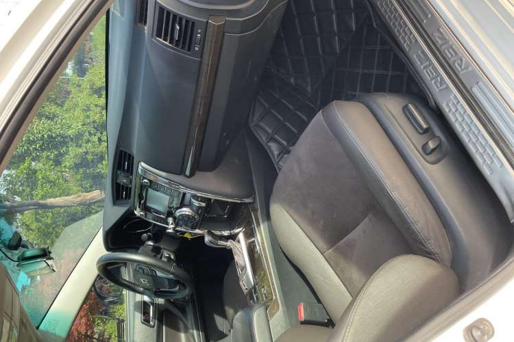 Used Toyota Reiz 2013 2.5V Shangrui Edition Right Front Seat