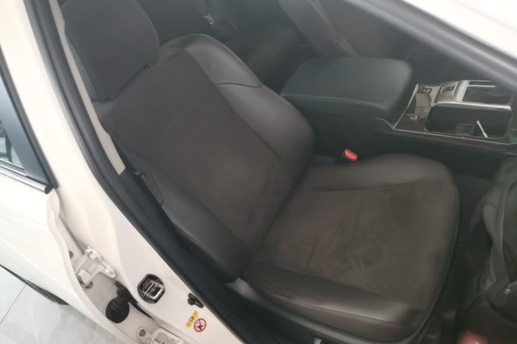 Used Toyota Reiz 2013 2.5V Shangrui Edition Right Front Seat