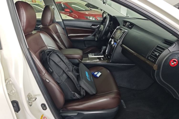 Used Toyota Reiz 2013 2.5S Elite Edition Right Front Seat
