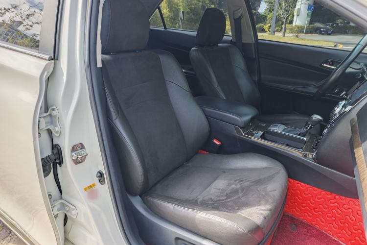 Used Toyota Reiz 2013 2.5V Shangrui Edition Right Front Seat