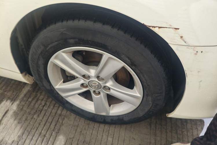 Used Toyota Reiz 2013 2.5S Elite Edition Right Front Wheel Hub