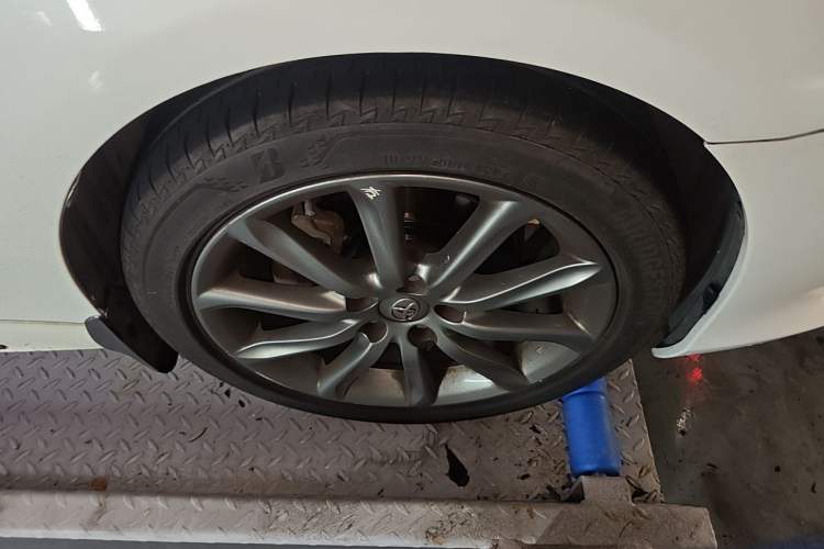 Used Toyota Reiz 2013 2.5V Shangrui Edition Right Front Wheel Hub
