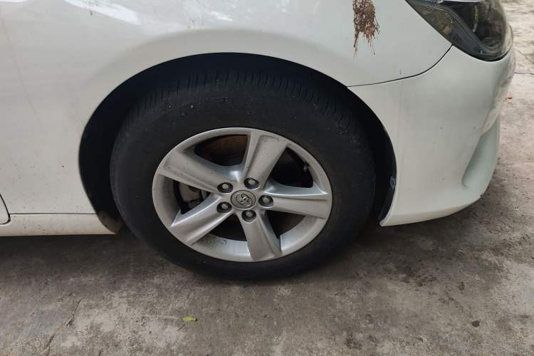 Used Toyota Reiz 2013 2.5S Elite Edition Right Front Wheel Hub