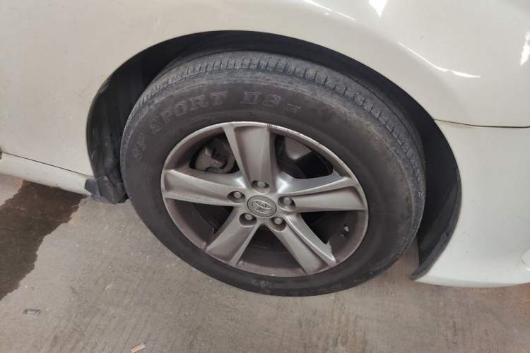 Used Toyota Reiz 2013 2.5S Elite Edition Right Front Wheel Hub