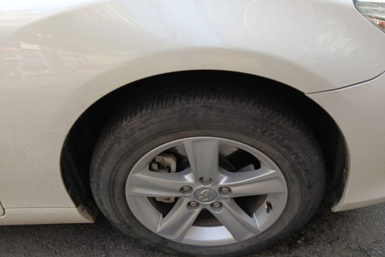 Used Toyota Reiz 2013 2.5S Elite Edition Right Front Wheel Hub