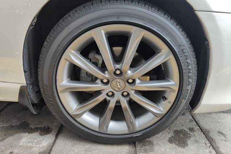 Used Toyota Reiz 2013 2.5V Shangrui Edition Right Front Wheel Hub