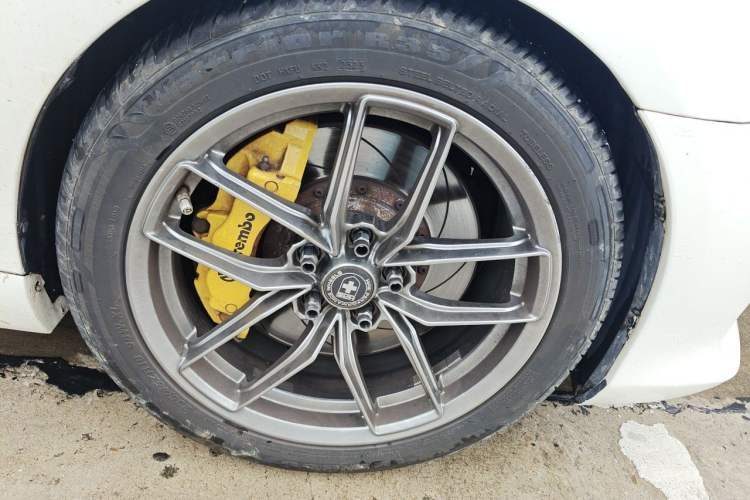 Used Toyota Reiz 2013 2.5V Shangrui Edition Right Front Wheel Hub