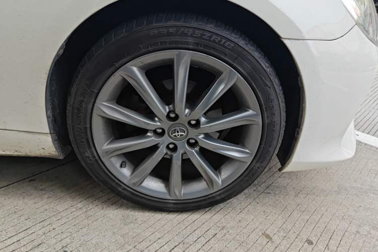 Used Toyota Reiz 2013 2.5V Shangrui Edition Right Front Wheel Hub
