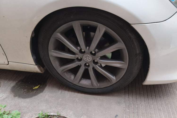 Used Toyota Reiz 2013 2.5V Shangrui Edition Right Front Wheel Hub