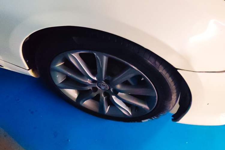 Used Toyota Reiz 2013 2.5V Shangrui Edition Right Front Wheel Hub