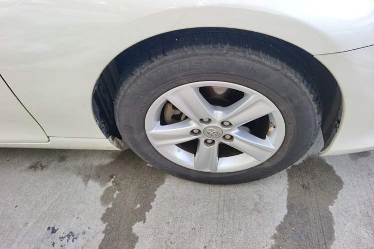 Used Toyota Reiz 2013 2.5S Elite Edition Right Front Wheel Hub