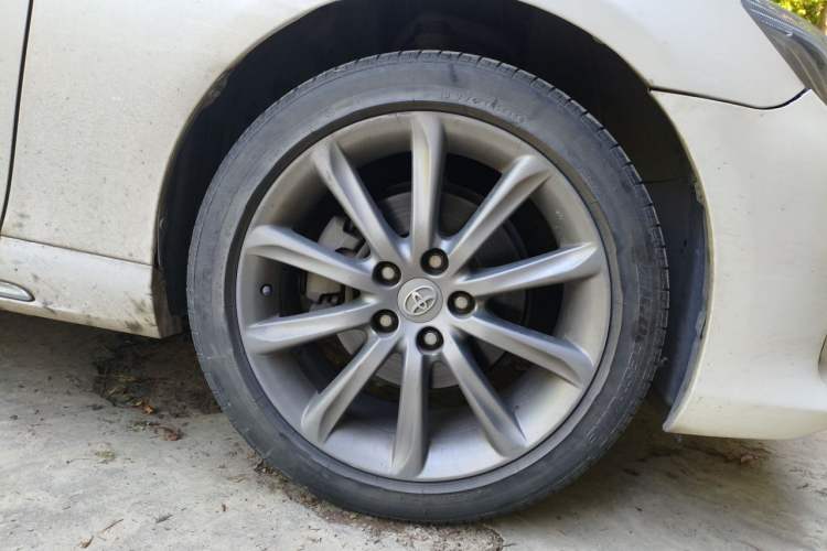 Used Toyota Reiz 2013 2.5V Shangrui Edition Right Front Wheel Hub