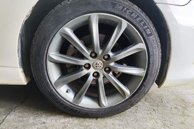 Used Toyota Reiz 2013 2.5V Shangrui Edition Right Front Wheel Hub