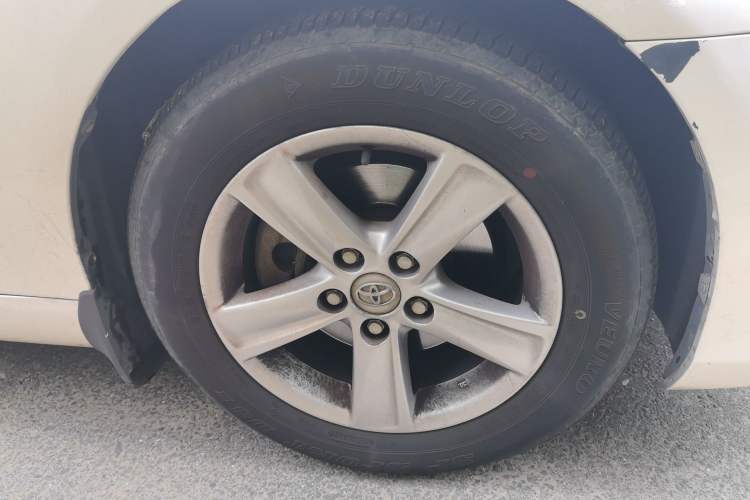 Used Toyota Reiz 2013 2.5V Elite Edition Right Front Wheel Hub