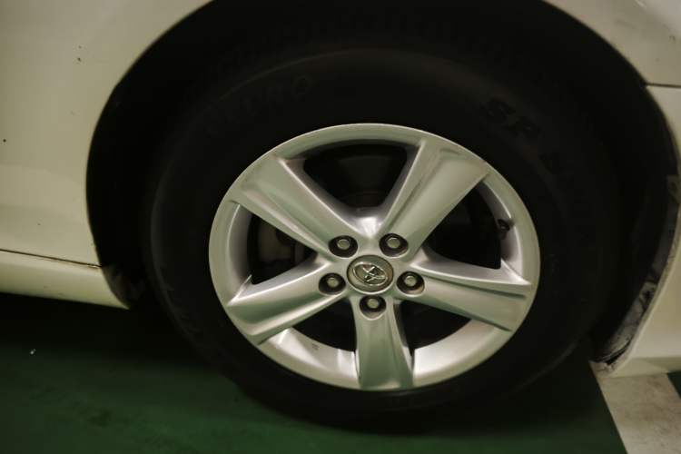 Used Toyota Reiz 2013 2.5V Elite Edition Right Front Wheel Hub