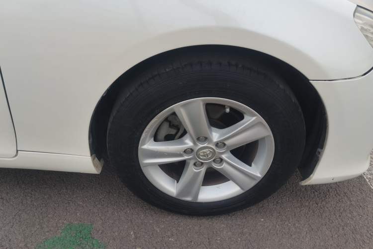 Used Toyota Reiz 2013 2.5V Elite Edition Right Front Wheel Hub