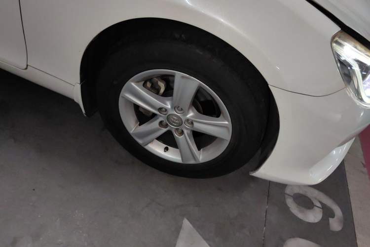Used Toyota Reiz 2013 2.5S Elite Edition Right Front Wheel Hub