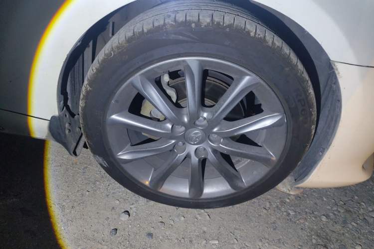 Used Toyota Reiz 2013 2.5V Shangrui Edition Right Front Wheel Hub