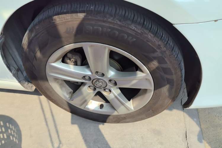Used Toyota Reiz 2013 2.5S Elite Edition Right Front Wheel Hub