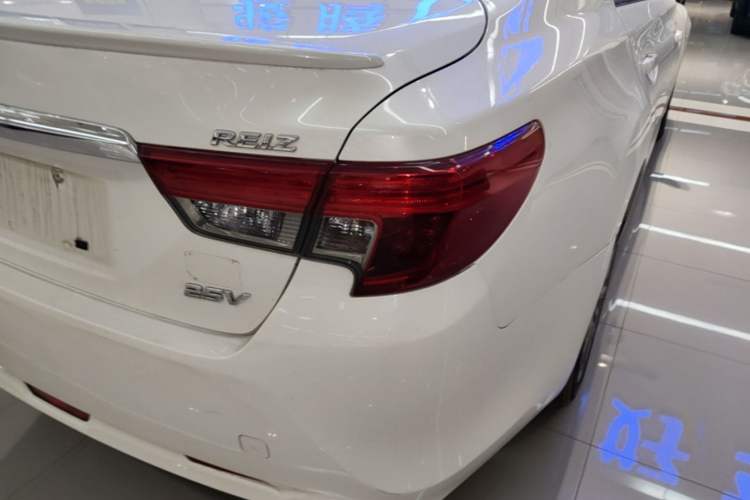 Used Toyota Reiz 2013 2.5V Shangrui Edition Right Rear Taillight