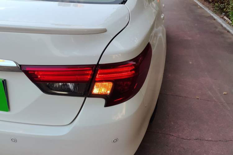 Used Toyota Reiz 2013 2.5V Shangrui Edition Right Rear Taillight