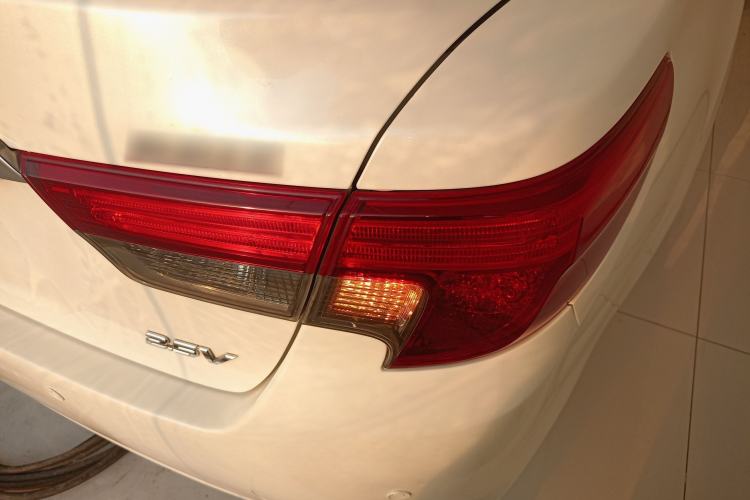 Used Toyota Reiz 2013 2.5V Elite Edition Right Rear Taillight