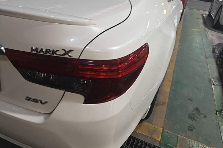 Used Toyota Reiz 2013 2.5V Shangrui Edition Right Rear Taillight