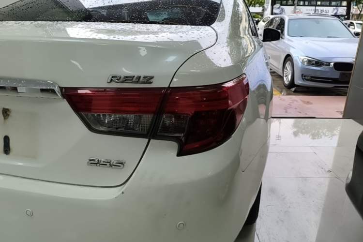 Used Toyota Reiz 2013 2.5S Elite Edition Right Rear Taillight