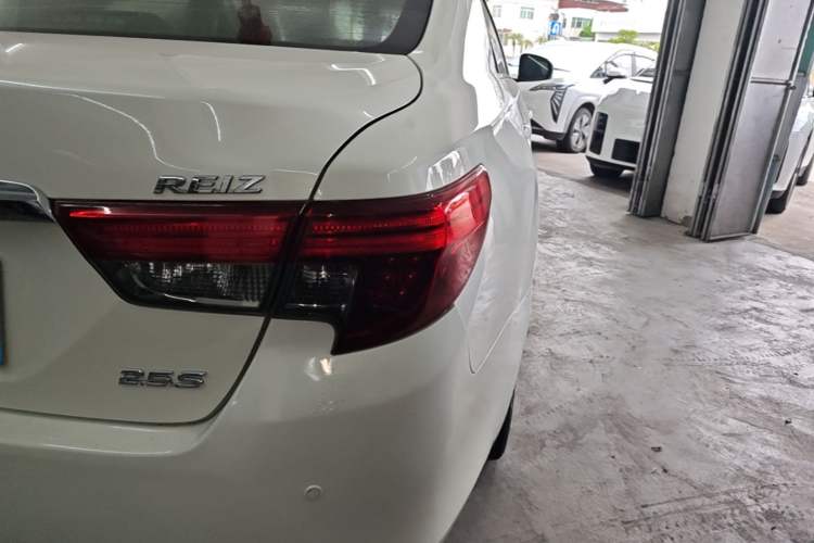 Used Toyota Reiz 2013 2.5S Elite Edition Right Rear Taillight
