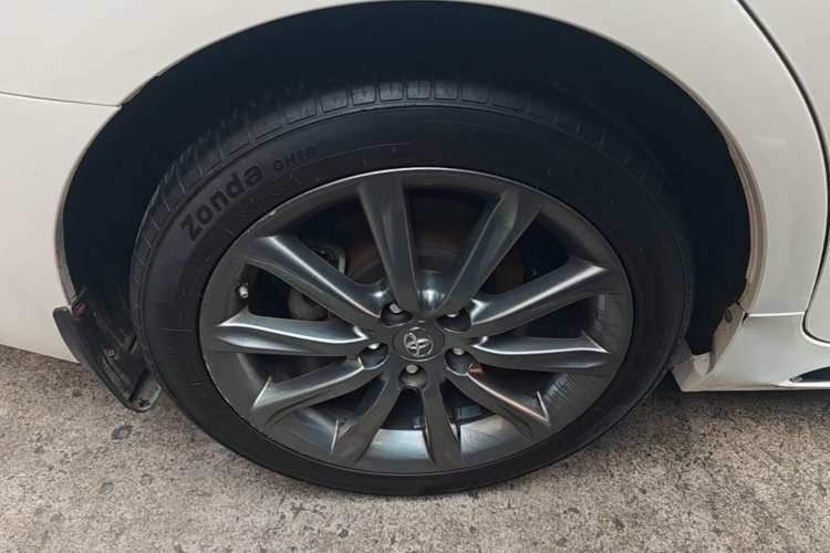 Used Toyota Reiz 2013 2.5V Shangrui Edition Right Rear Wheel Hub