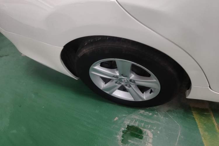 Used Toyota Reiz 2013 2.5V Elite Edition Right Rear Wheel Hub
