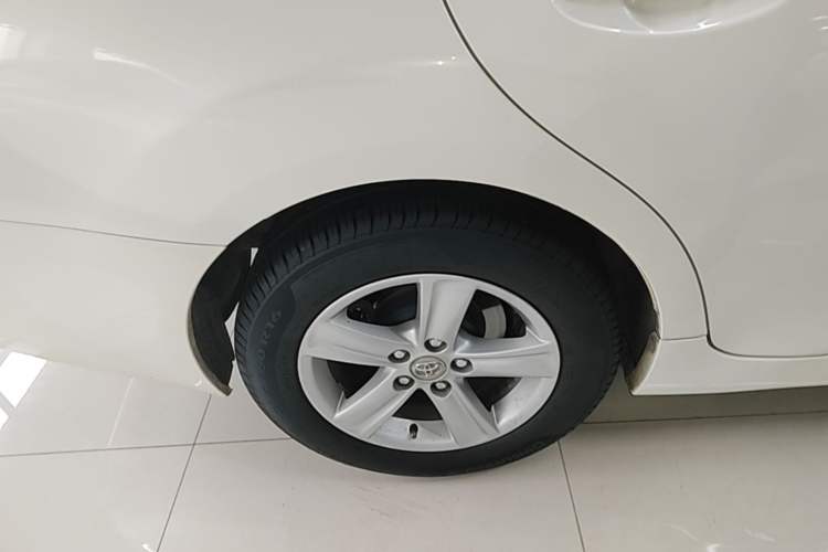 Used Toyota Reiz 2013 2.5S Elite Edition Right Rear Wheel Hub
