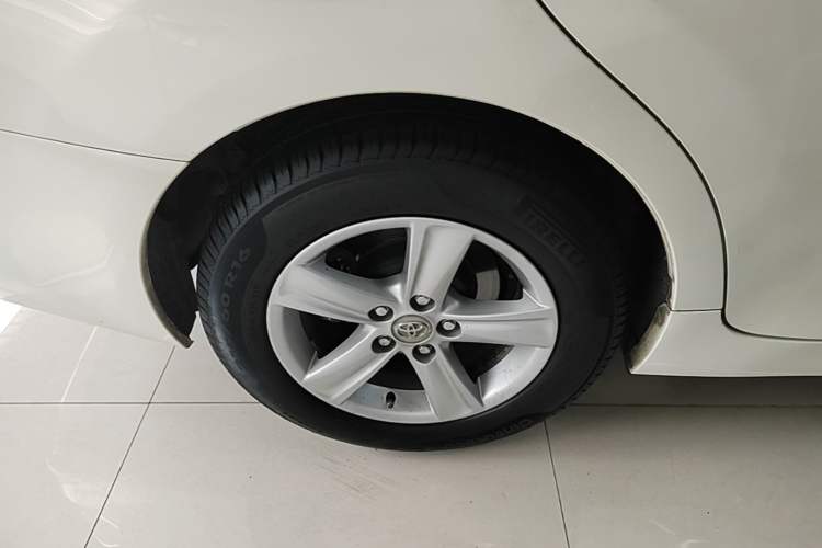 Used Toyota Reiz 2013 2.5S Elite Edition Right Rear Wheel Hub