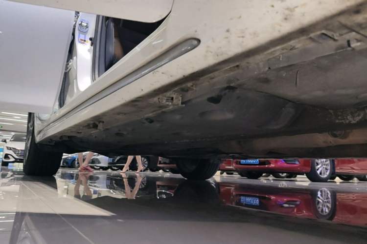 Used Toyota Reiz 2013 2.5V Shangrui Edition Right Side Sill